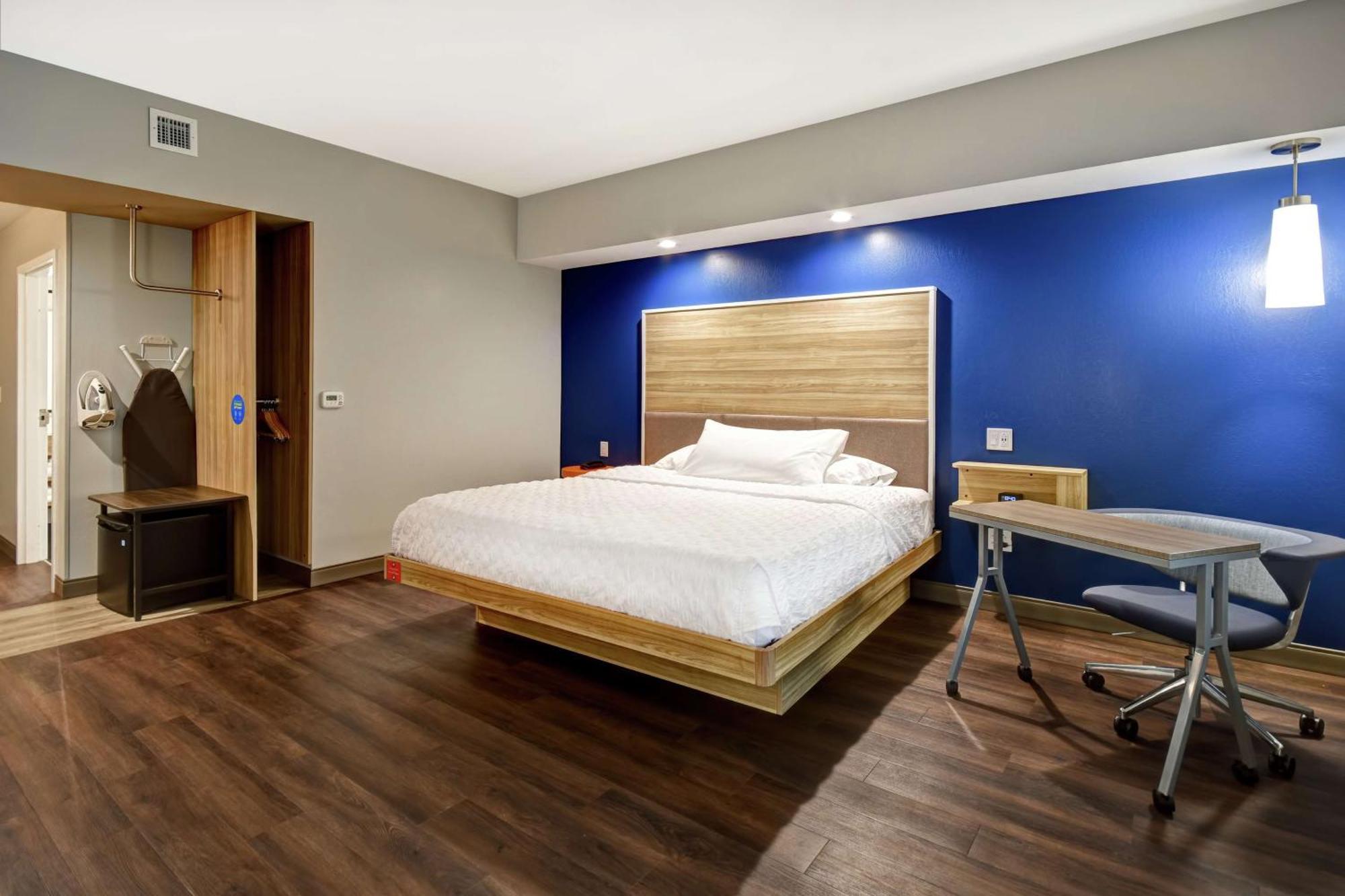 Tru By Hilton Syracuse-Camillus Hotel Exterior foto
